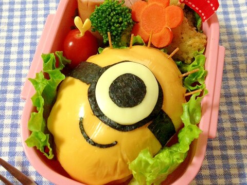 簡単キャラ弁 バターロールdeミニオンのお弁当 レシピ 作り方 By Cherry05 楽天レシピ 簡単キャラ弁 バターロールdeミニオンのお弁当 レシピ 作り方 By Cherry05 楽天レシピ